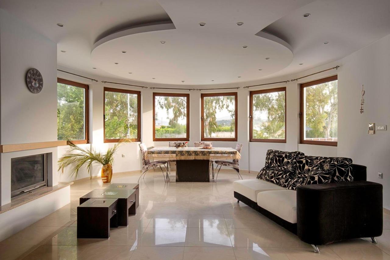 Maia Luxury Pool Villa Afantou Exterior photo